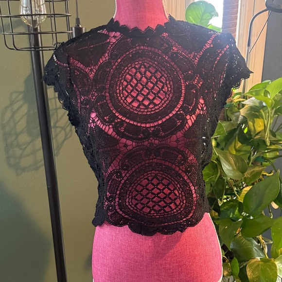Tops - Elegant Black Lace Top